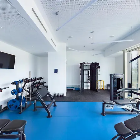 Apartahotel Milestone Lombos